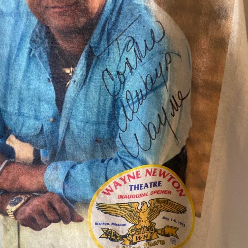 Wayne Newton Autographed Tshirt Size X-Large Sing… - image 3