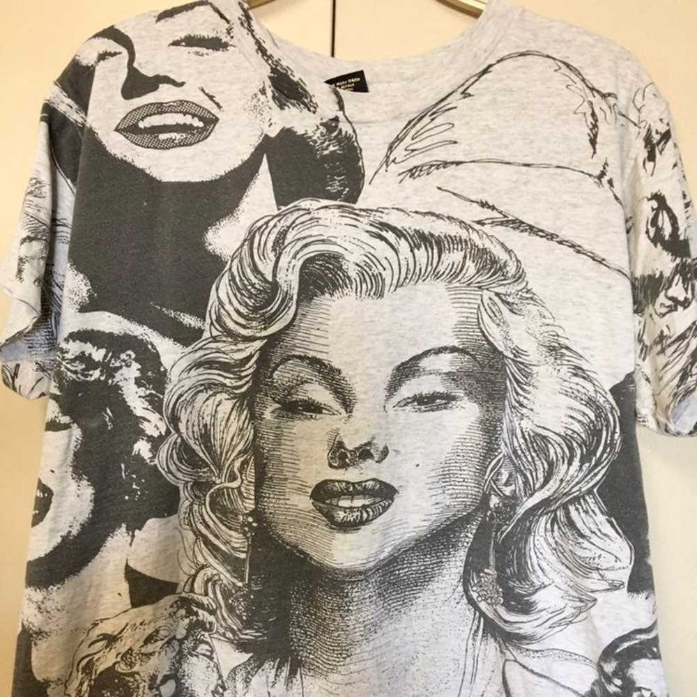 Vintage Marilyn Monroe shirt all over print size … - image 2