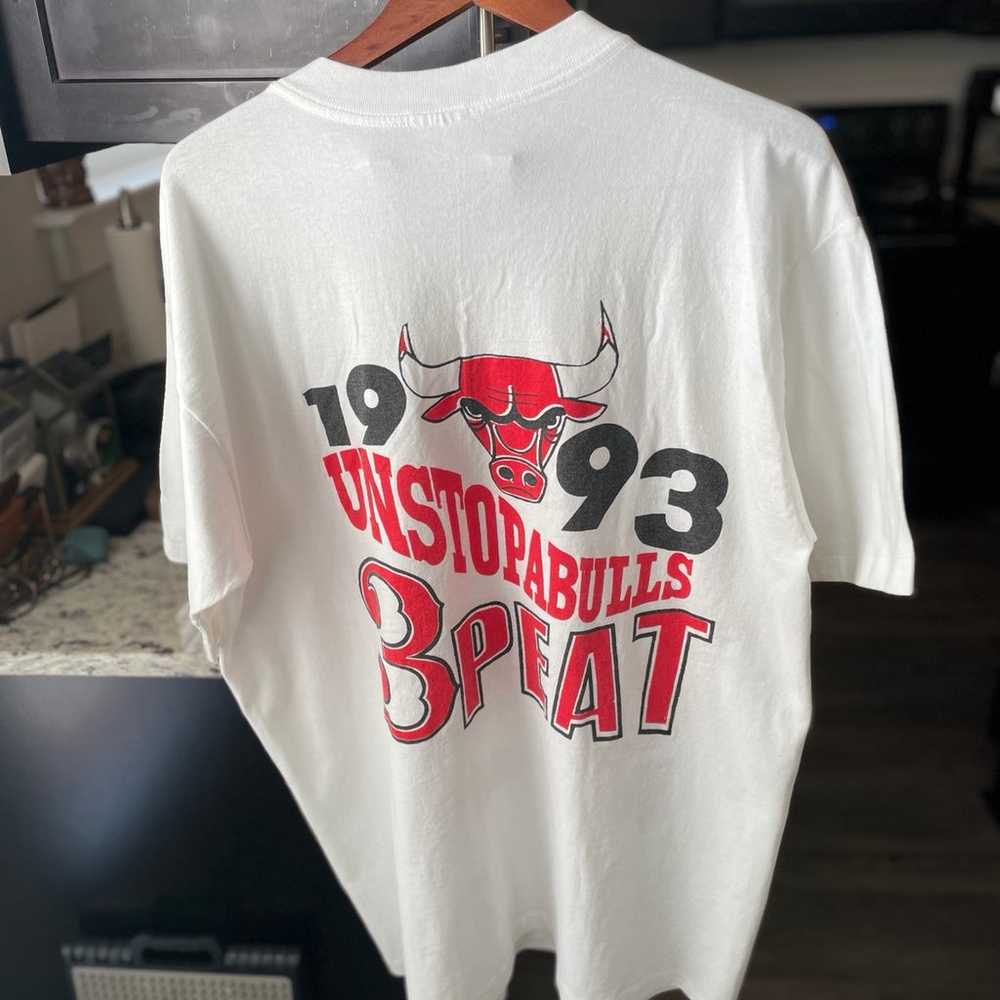 Vintage Chicago Bulls 3-Peat 1993 Bootleg All Ove… - image 2