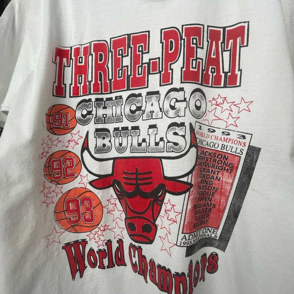 Vintage Chicago Bulls 3-Peat 1993 Bootleg All Ove… - image 3