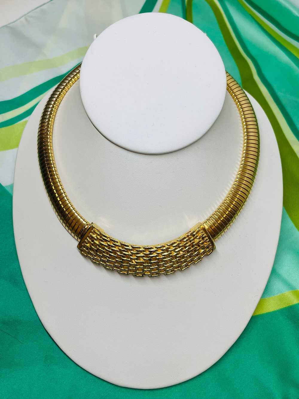1980’s Gold Textured Omega Necklace - image 1