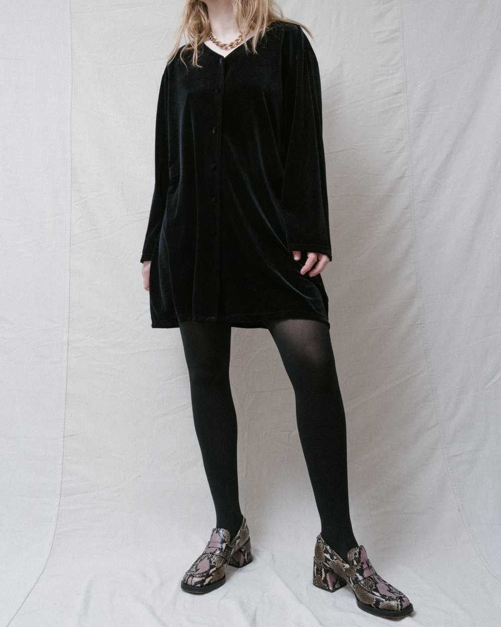 Vintage Oversized Black Velvet Shirt Dress (S-L) - image 1