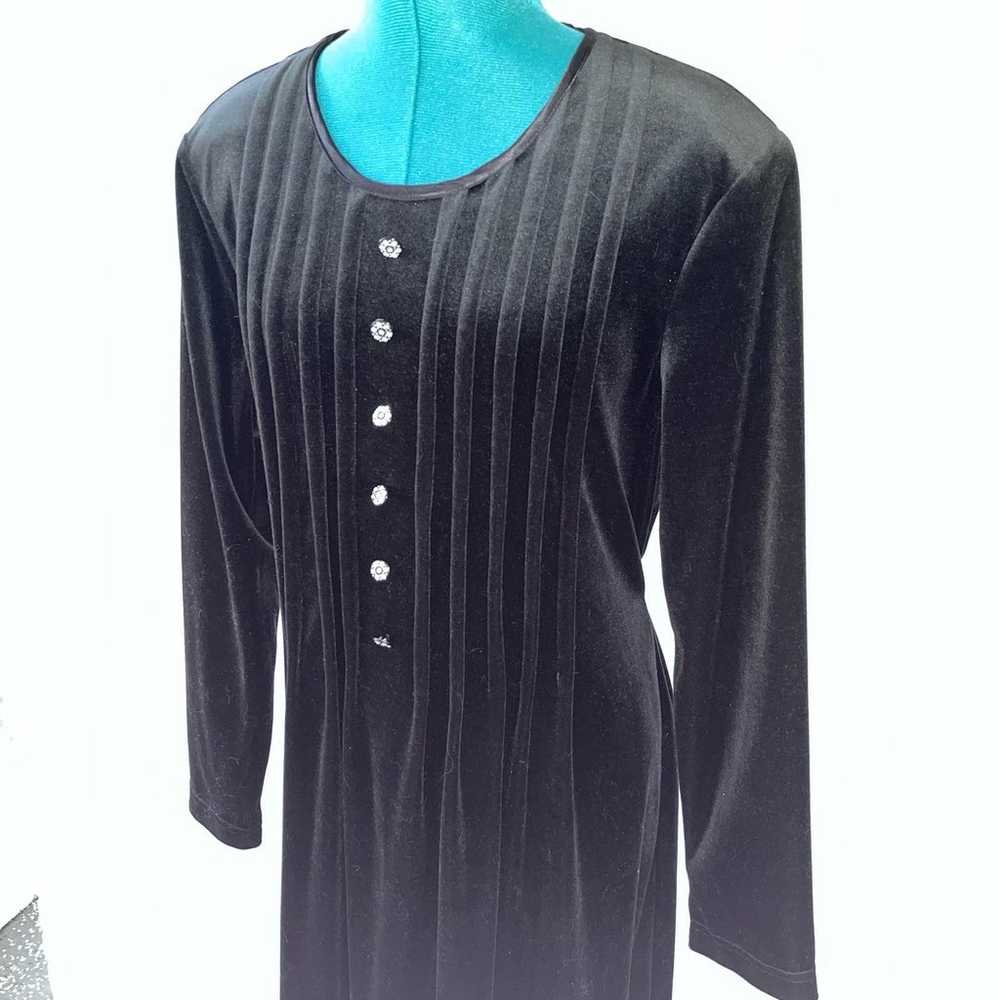 Vintage 90s black velvet maxi dress - image 3