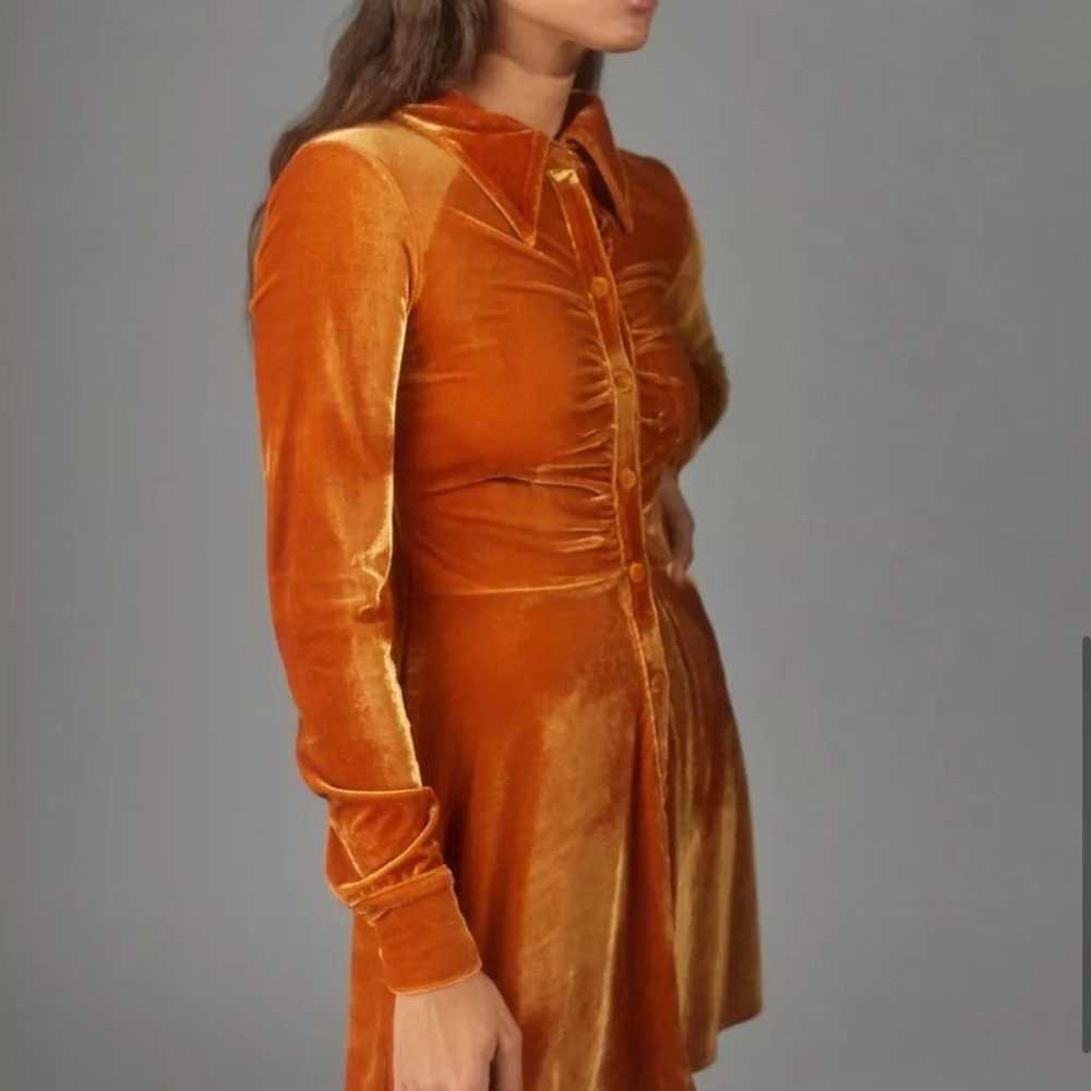 New Urban Outfitters mini velvet dress amber gold… - image 3