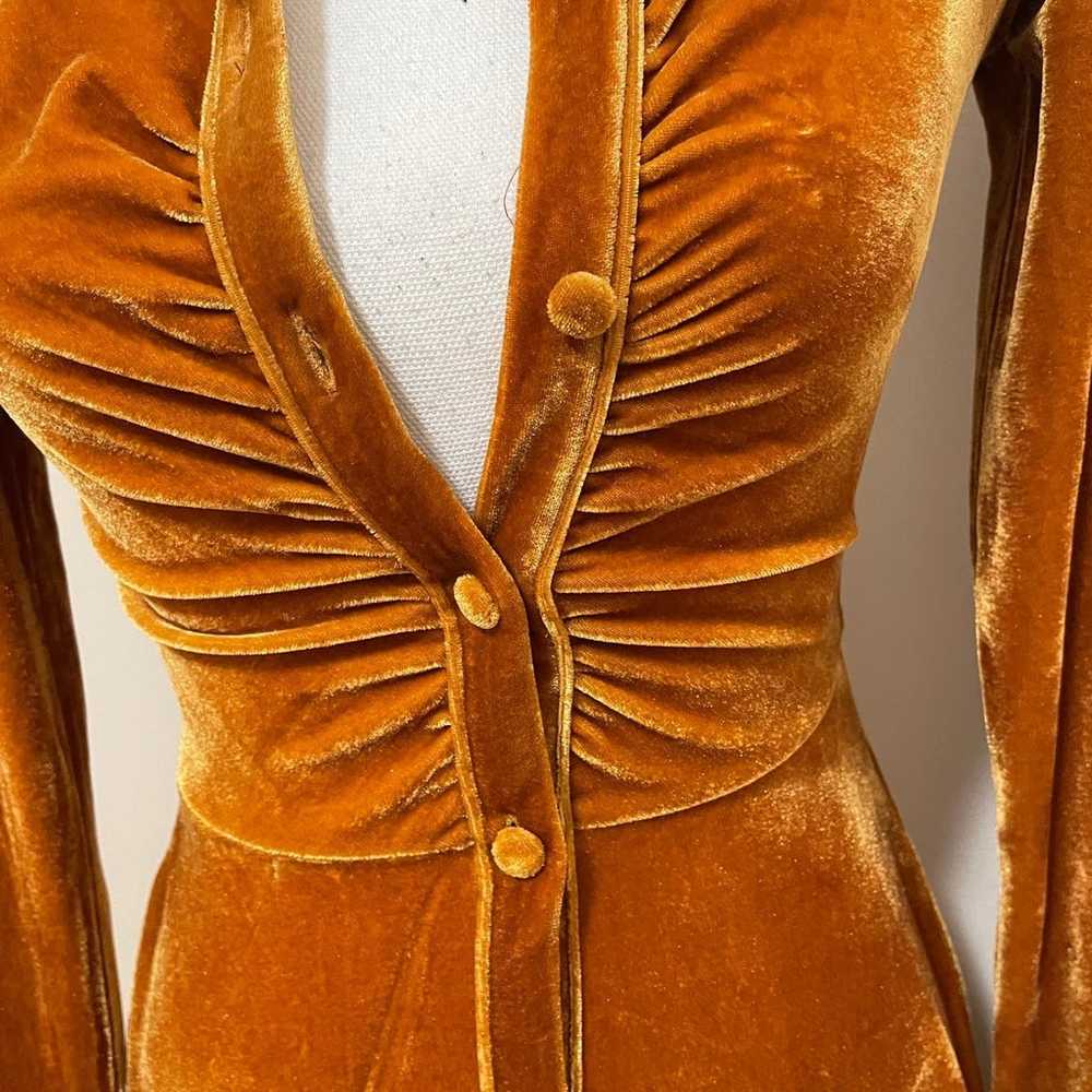 New Urban Outfitters mini velvet dress amber gold… - image 5