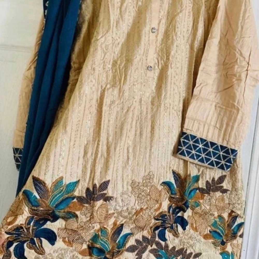Pakistani Indian dress - image 5