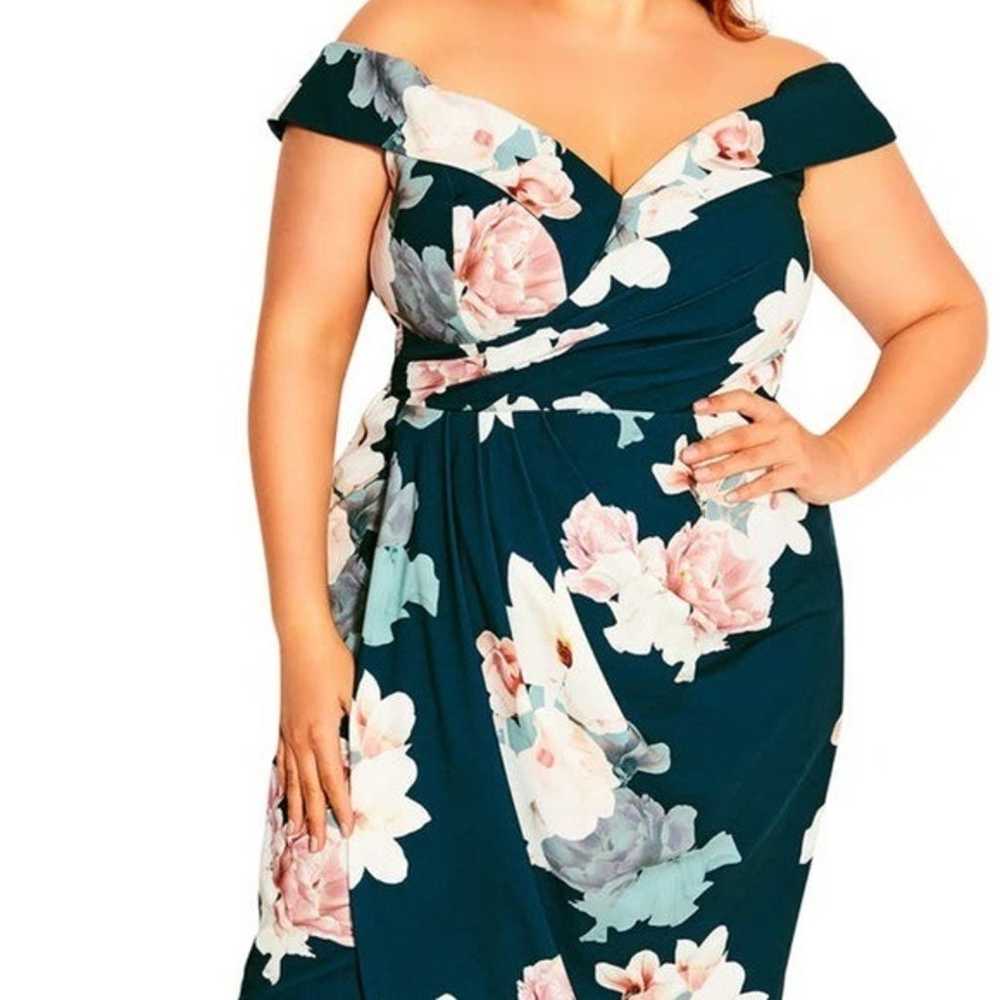 City Chic Emerald Floral Off the Shoulder Maxi Dr… - image 2