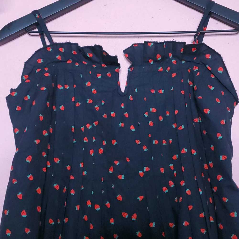 Madewell Pintuck Cami Dress in Fresh Strawberries - image 4