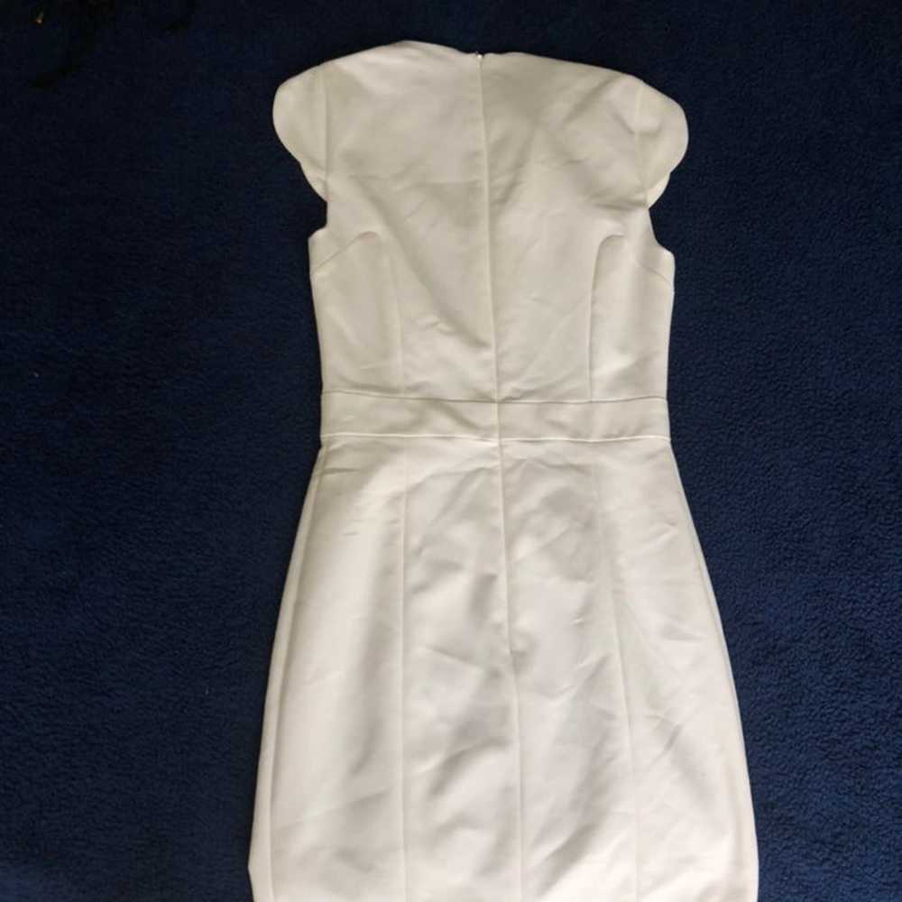 french connection white dress - image 5