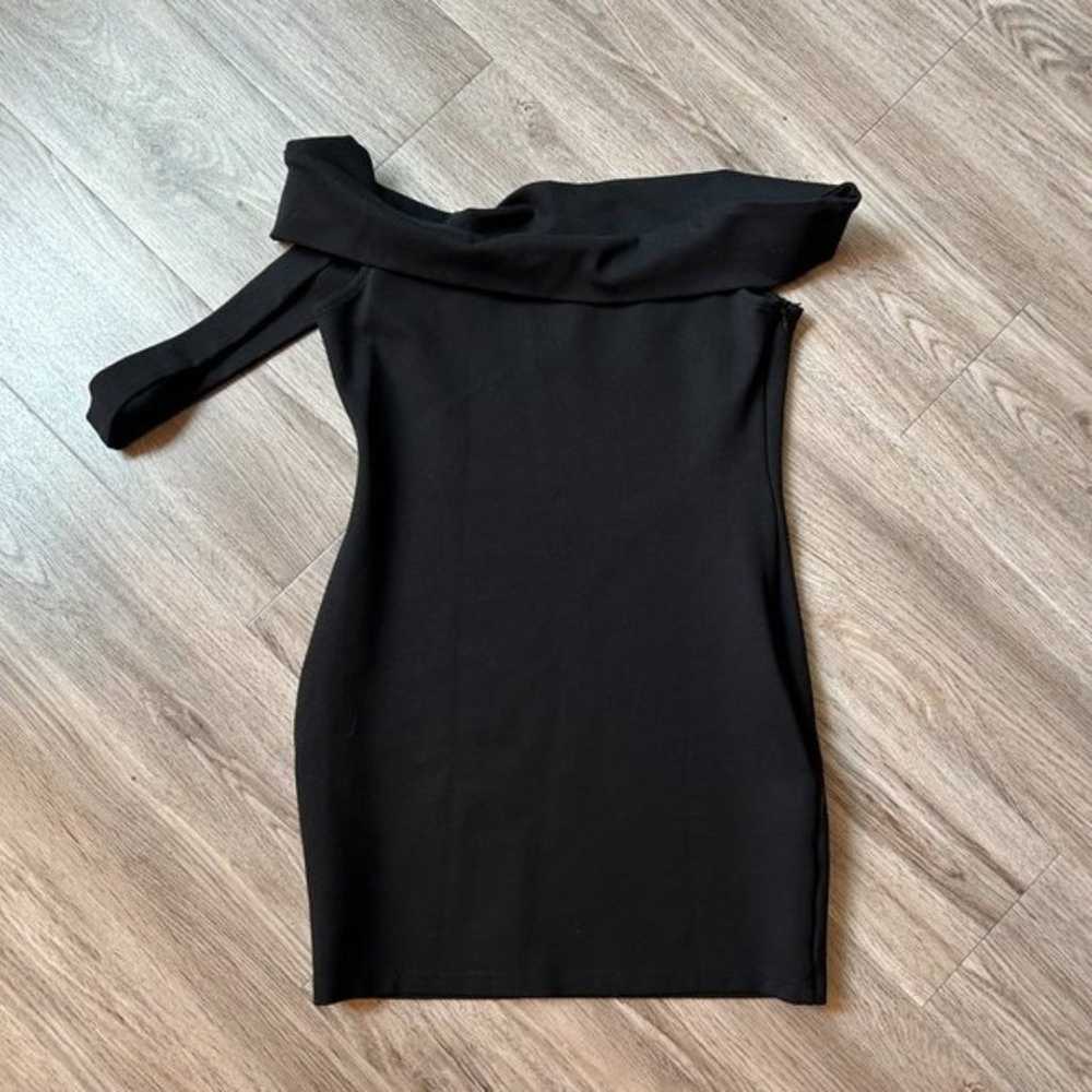 Superdown Quin One Shoulder Little Black Dress Si… - image 7