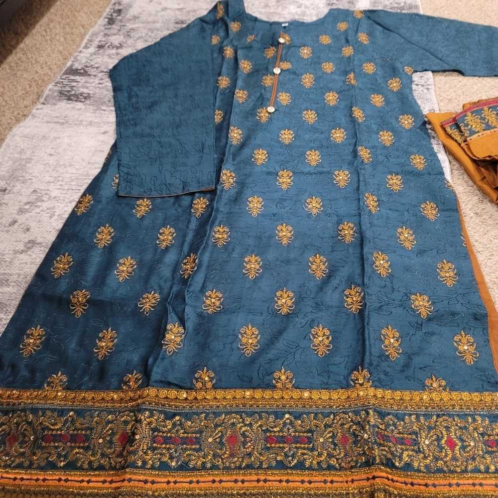 Pakistani Silk Dress(Eid Sale) - image 4