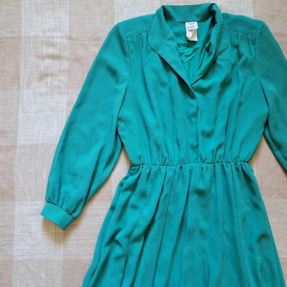 Vintage Long Sleeve Collared Dress - image 3