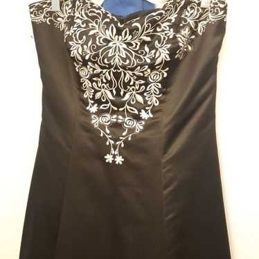 black strapless Prom Dress