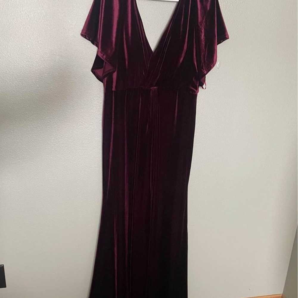 Burgundy velvet revelry dress - image 5