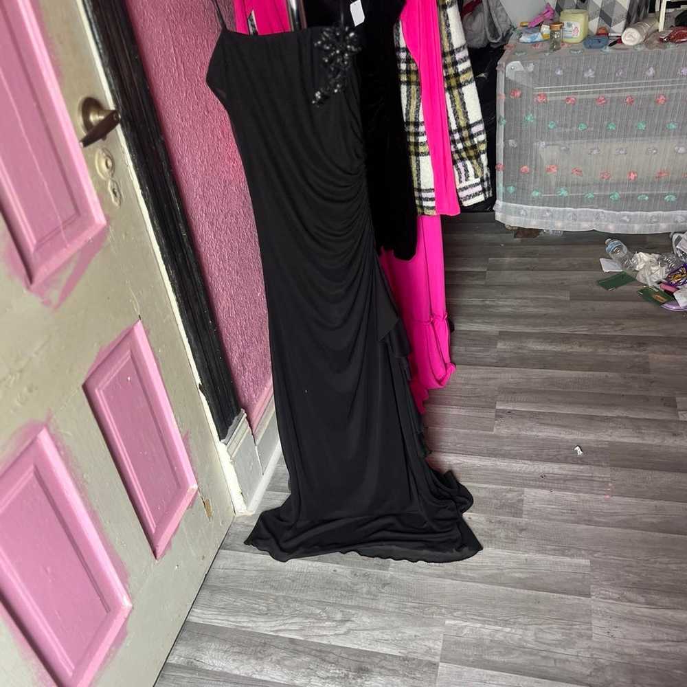 black prom dress - image 2