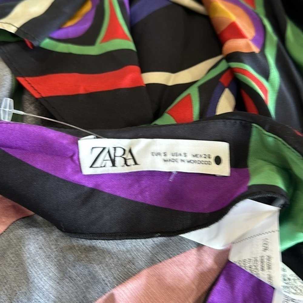 NWOT ZARA MULTICOLORED STRAPLESS SILKY BLOGGERS F… - image 8