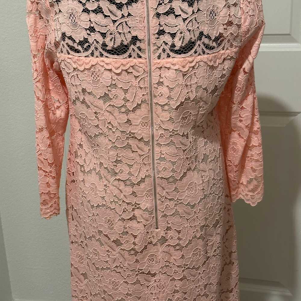 Vince Camuto pink lace dress - image 4
