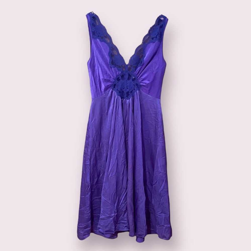 VINTAGE 80s Adonna Purple Lace Medallion Full Swe… - image 1
