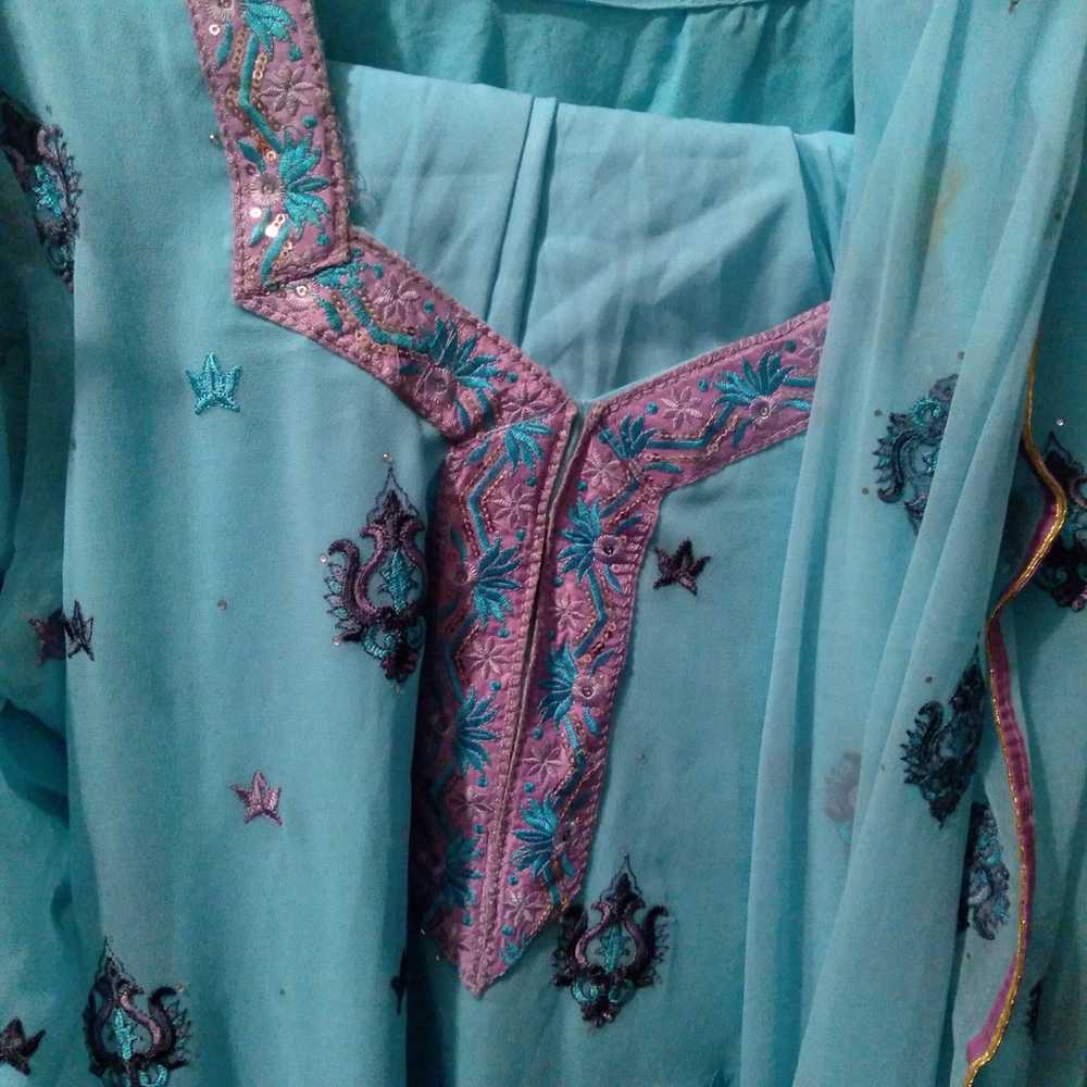 Pakistani 3 piece shalwar kameeze kurti suit dres… - image 1