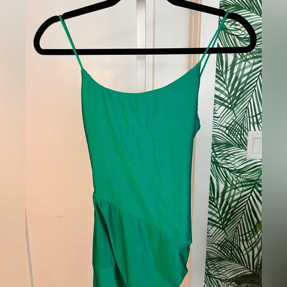 Superdown Eva Twisted Slit Dress in Green, size X… - image 9