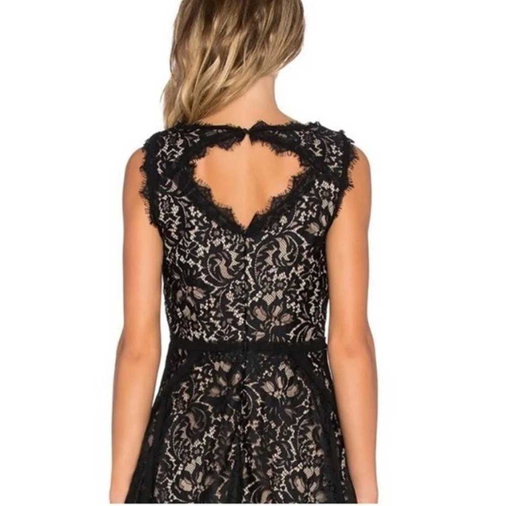 NWOT HEARTLOOM REVOLVE Sera Lace Mini Dress in Bl… - image 3