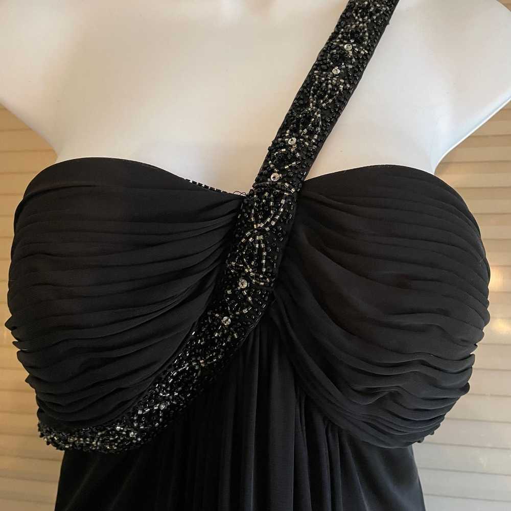 Cache size 8 2010 evening new years black one sho… - image 3