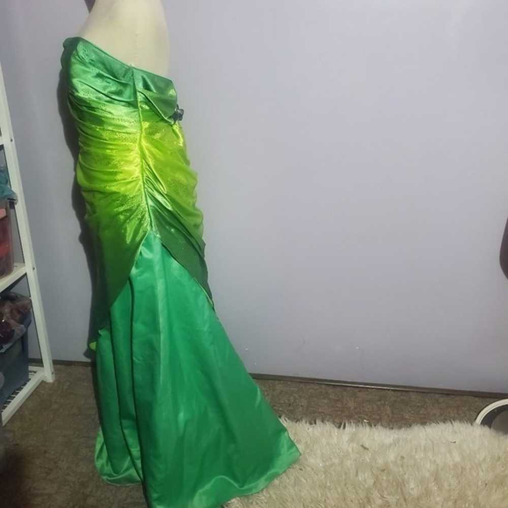 Jump apparel green ombre maxi formal dress size 1… - image 4