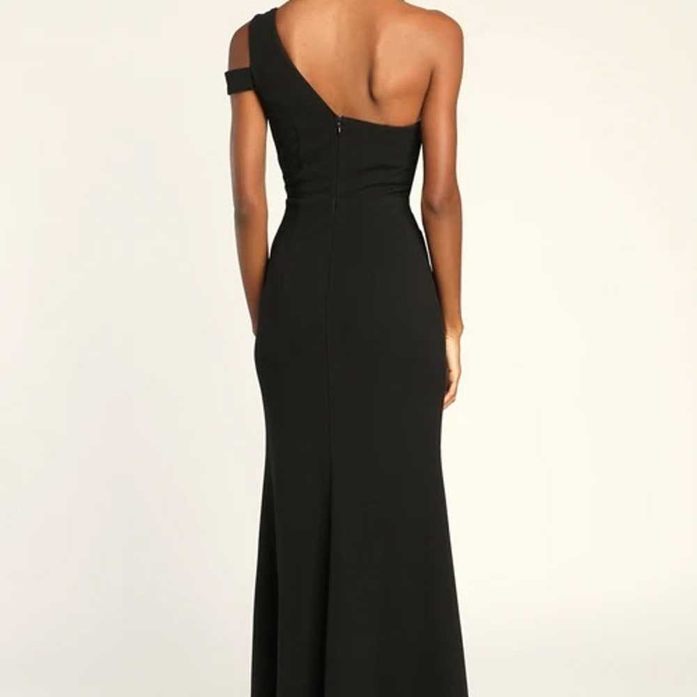 Make an Entrance Black One-Shoulder Mermaid Maxi … - image 2