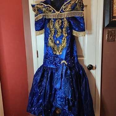 CostumeRoyal Blue and gold High rise shoulder que… - image 1