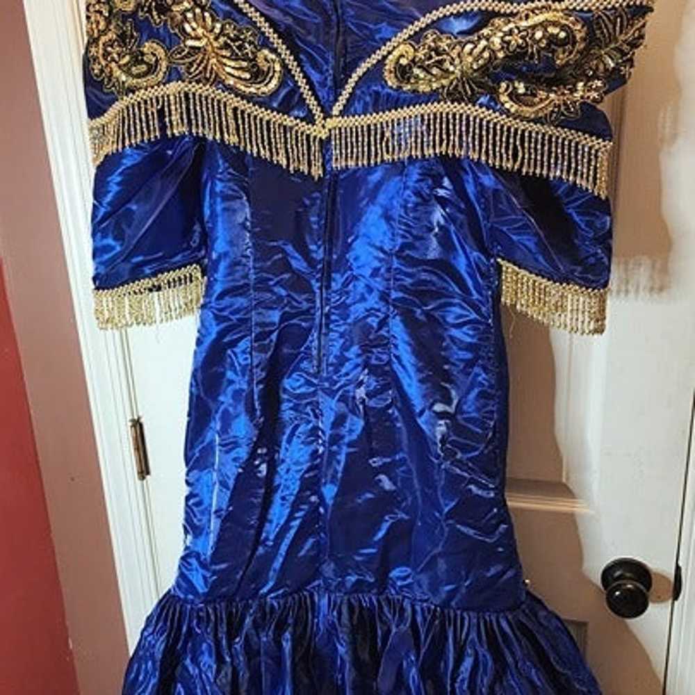 CostumeRoyal Blue and gold High rise shoulder que… - image 9