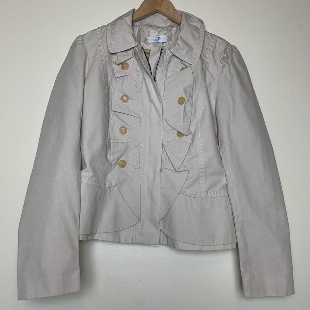 Loft Loft Stone Twill Ruffle Button Front Jacket … - image 5