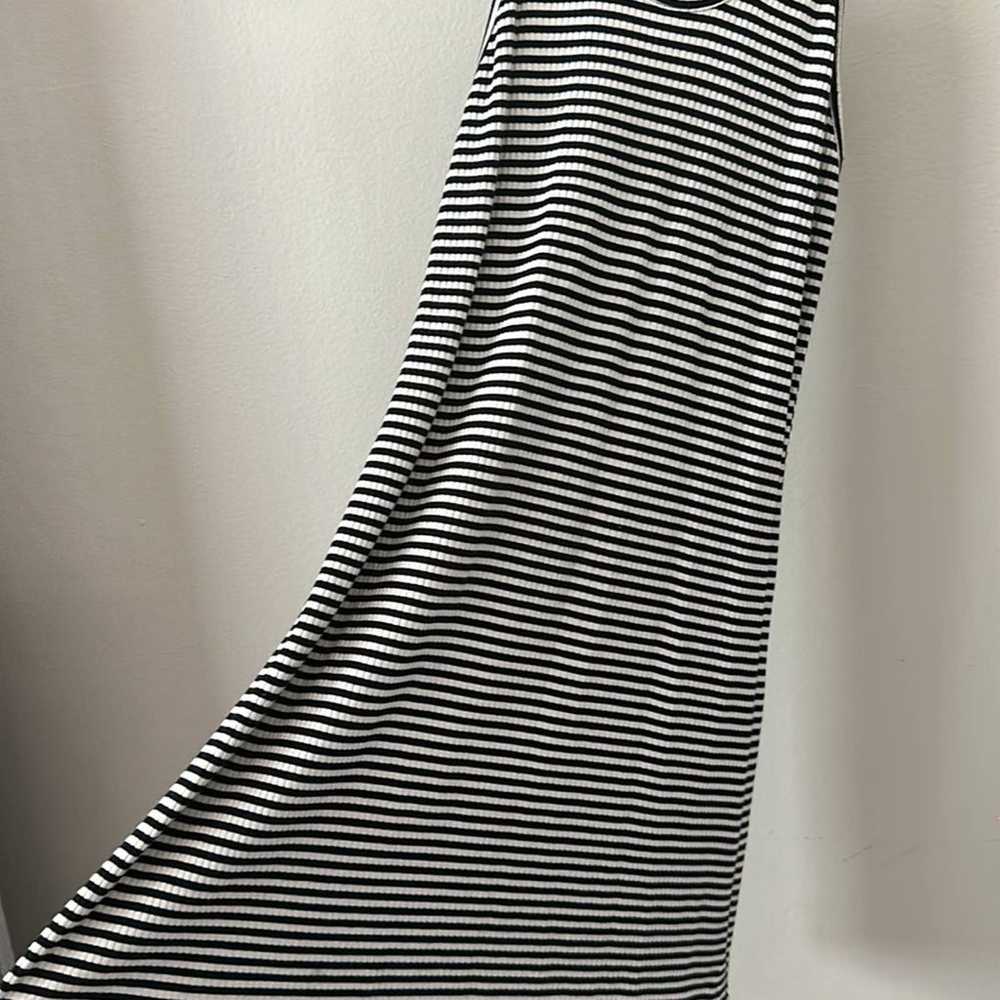 Reformation Ribbed Black and White Striped Mini D… - image 8