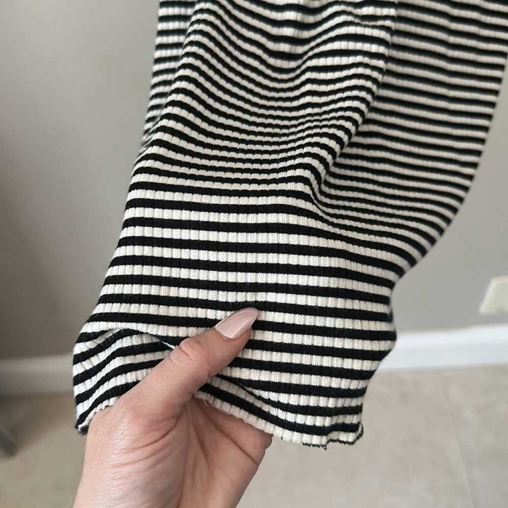 Reformation Ribbed Black and White Striped Mini D… - image 9