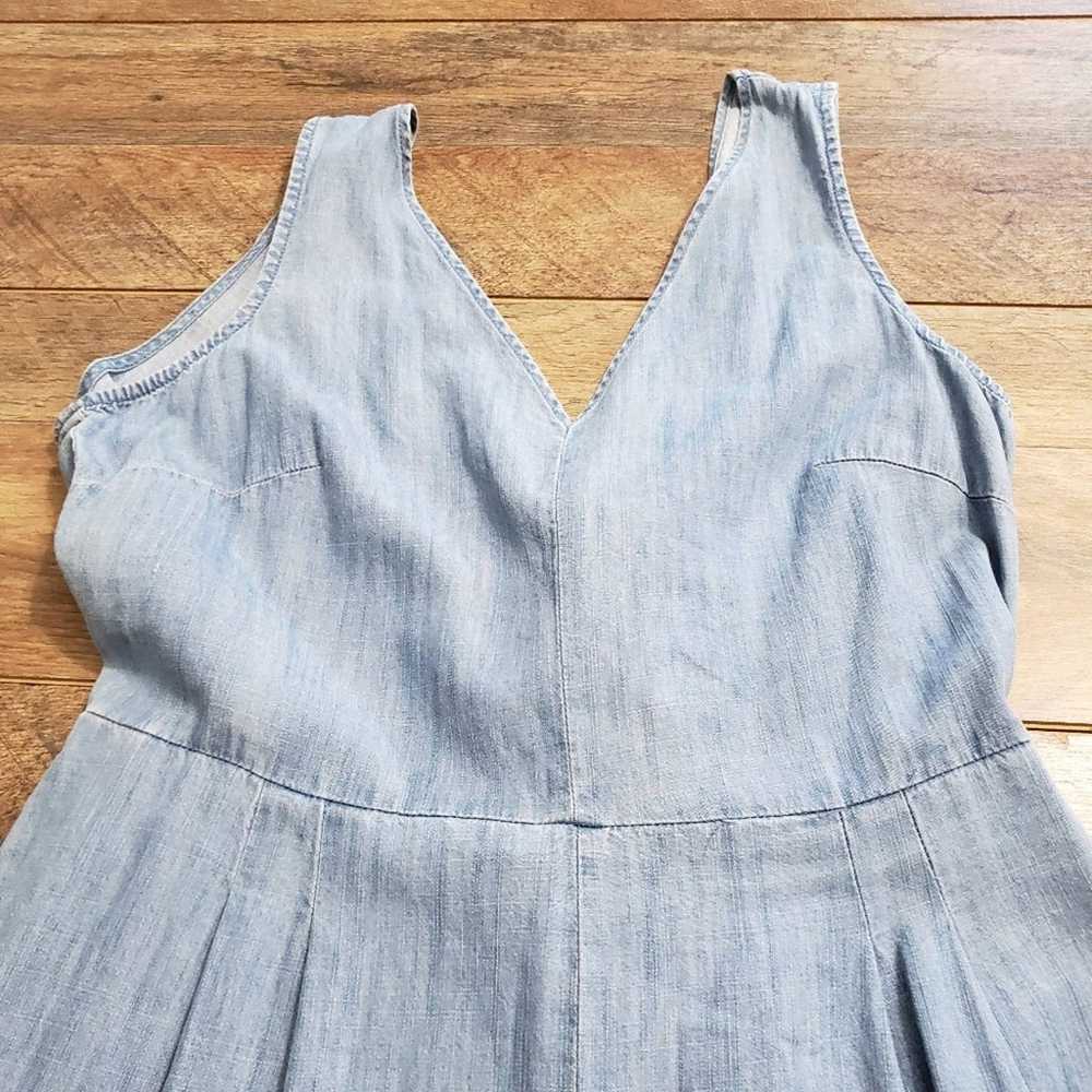 J. Crew Chambray Denim Sleeveless Cropped Wide Le… - image 12