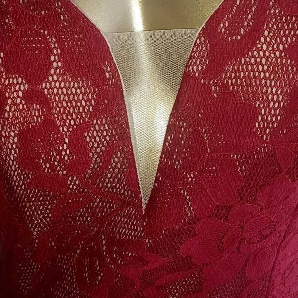 NWOT Glow By Colors Maroon Lace Mermaid Style Gown - image 4