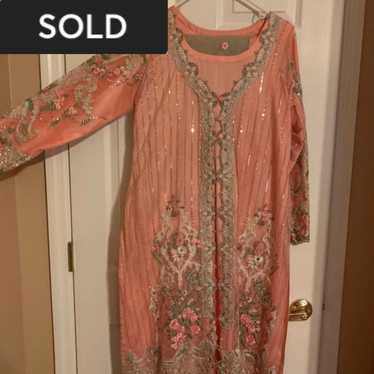 Gorgeous Peach Pakistani Salwar Kameez