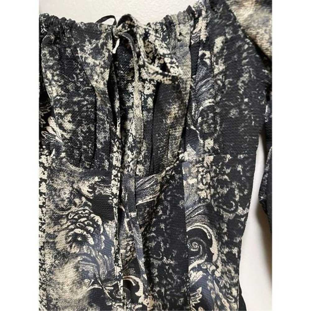 Urban Outfitters Vivienne Printed Long Sleeve Min… - image 7