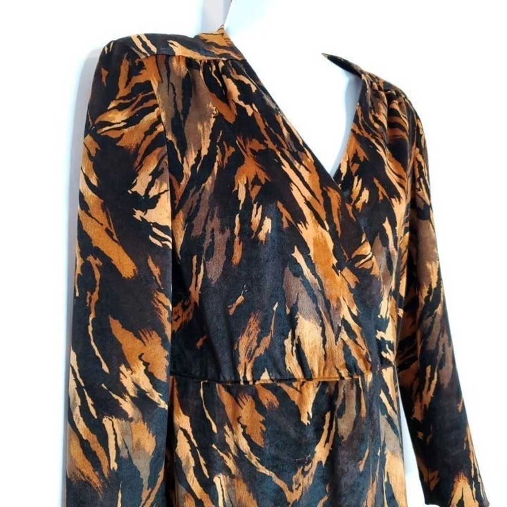 Vintage 70s Tiger Print Velour V Neck Dress Sz M … - image 3
