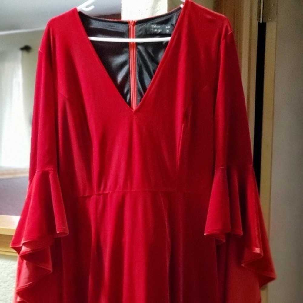 Red velvet dress - image 2