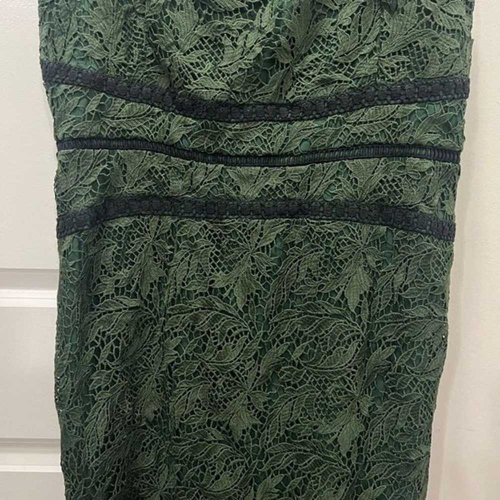 STYLESTALKER Green Ophelia Lace Midi Dress Size X… - image 3