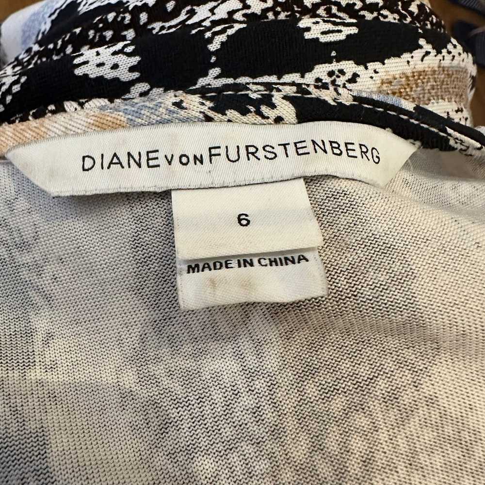 Diane von Furstenberg SIGOURNEY mini Wrap silk Dr… - image 7