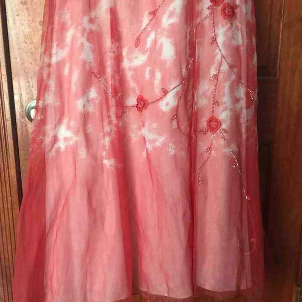 Pink floral gown prom dress - image 3