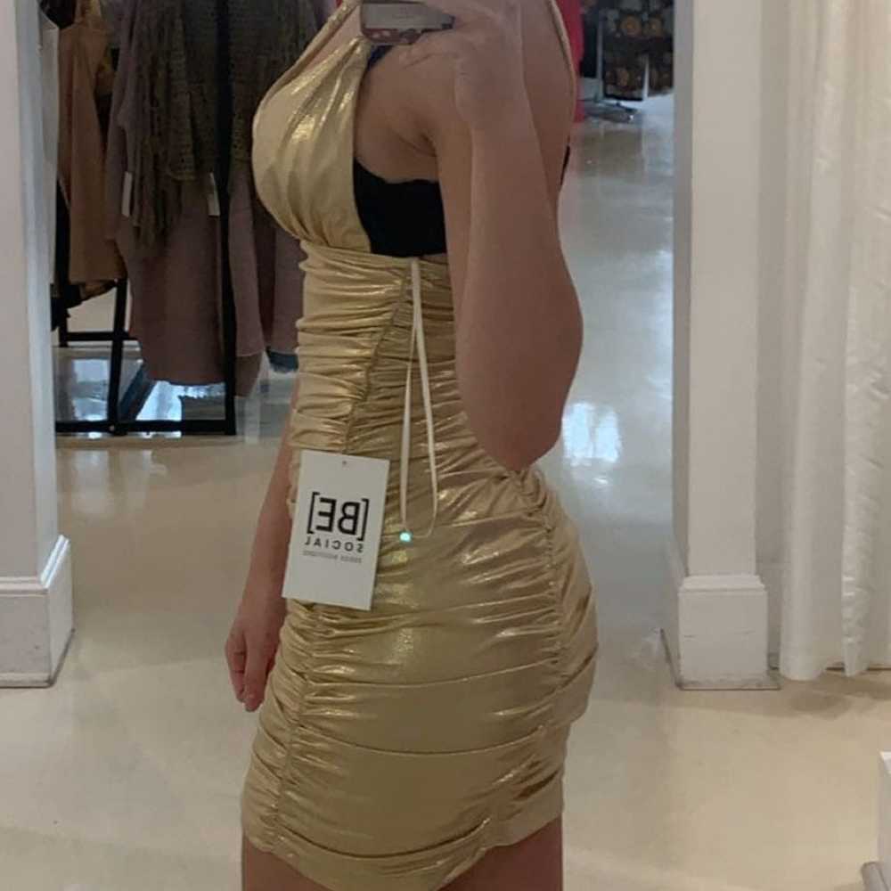 Gorgeous Gold Dress! - image 3
