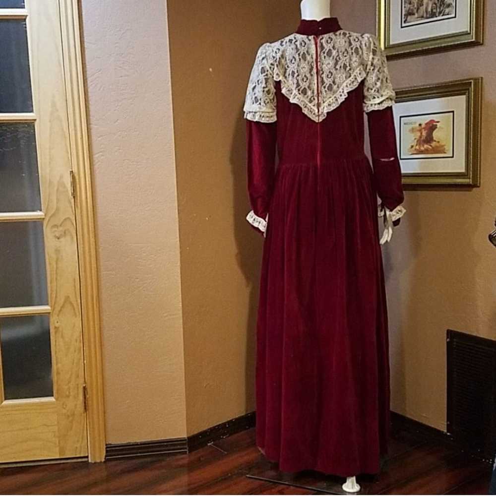 Costume handmade retro 1900s velvet dress - image 4