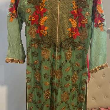 Pakistani Designer three-piece outfit small/ medi… - image 1