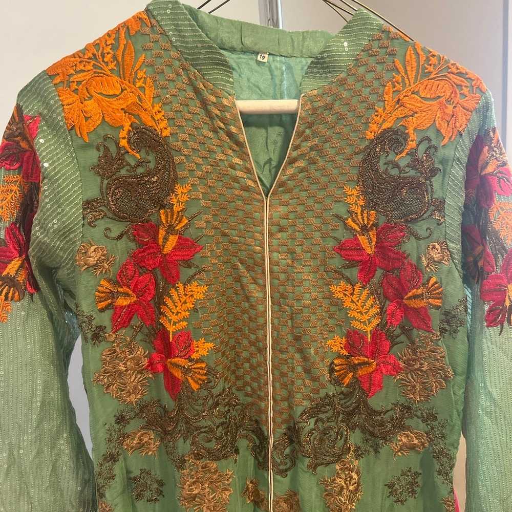 Pakistani Designer three-piece outfit small/ medi… - image 2