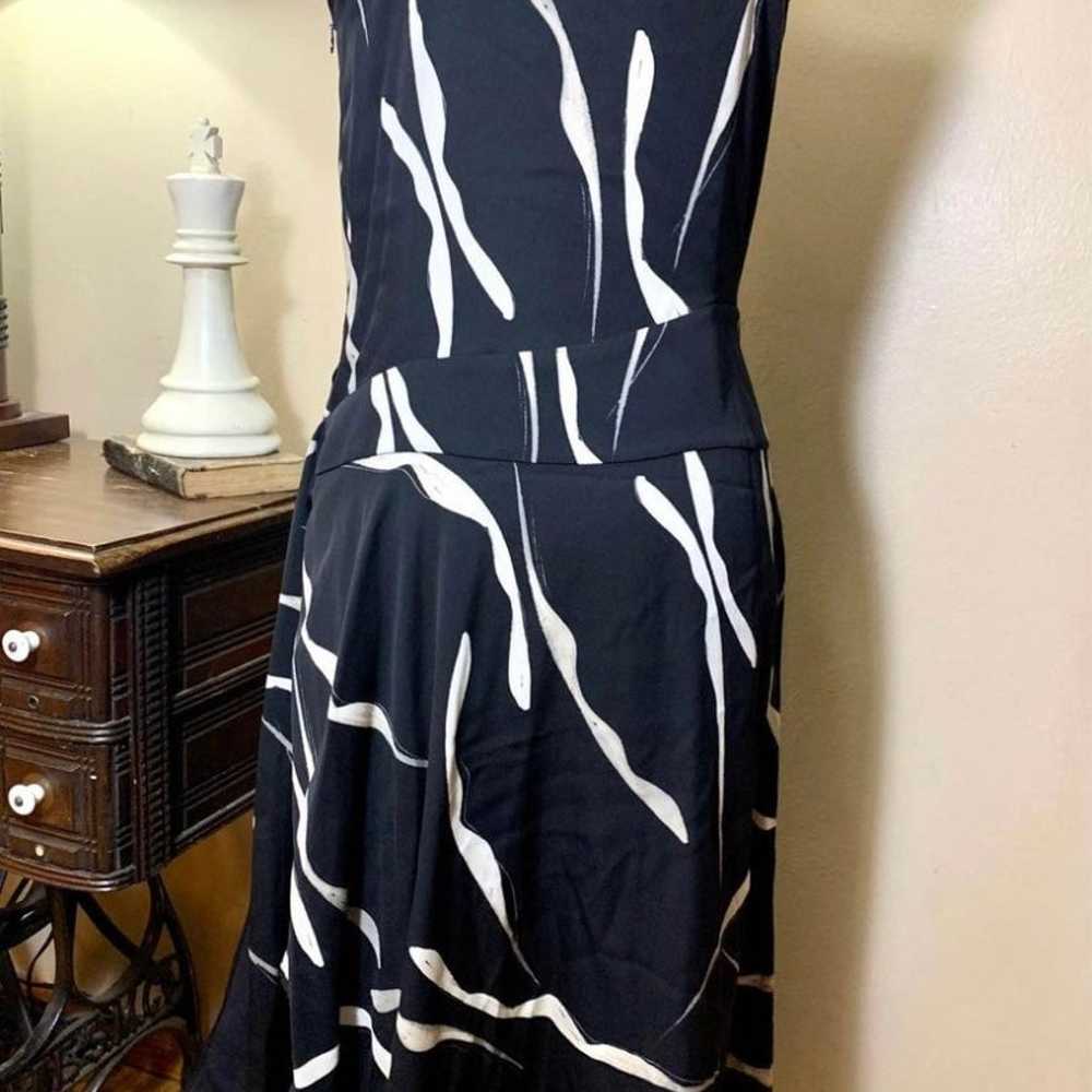 Diane Von Furstenberg Dress womans size 8 silk th… - image 2