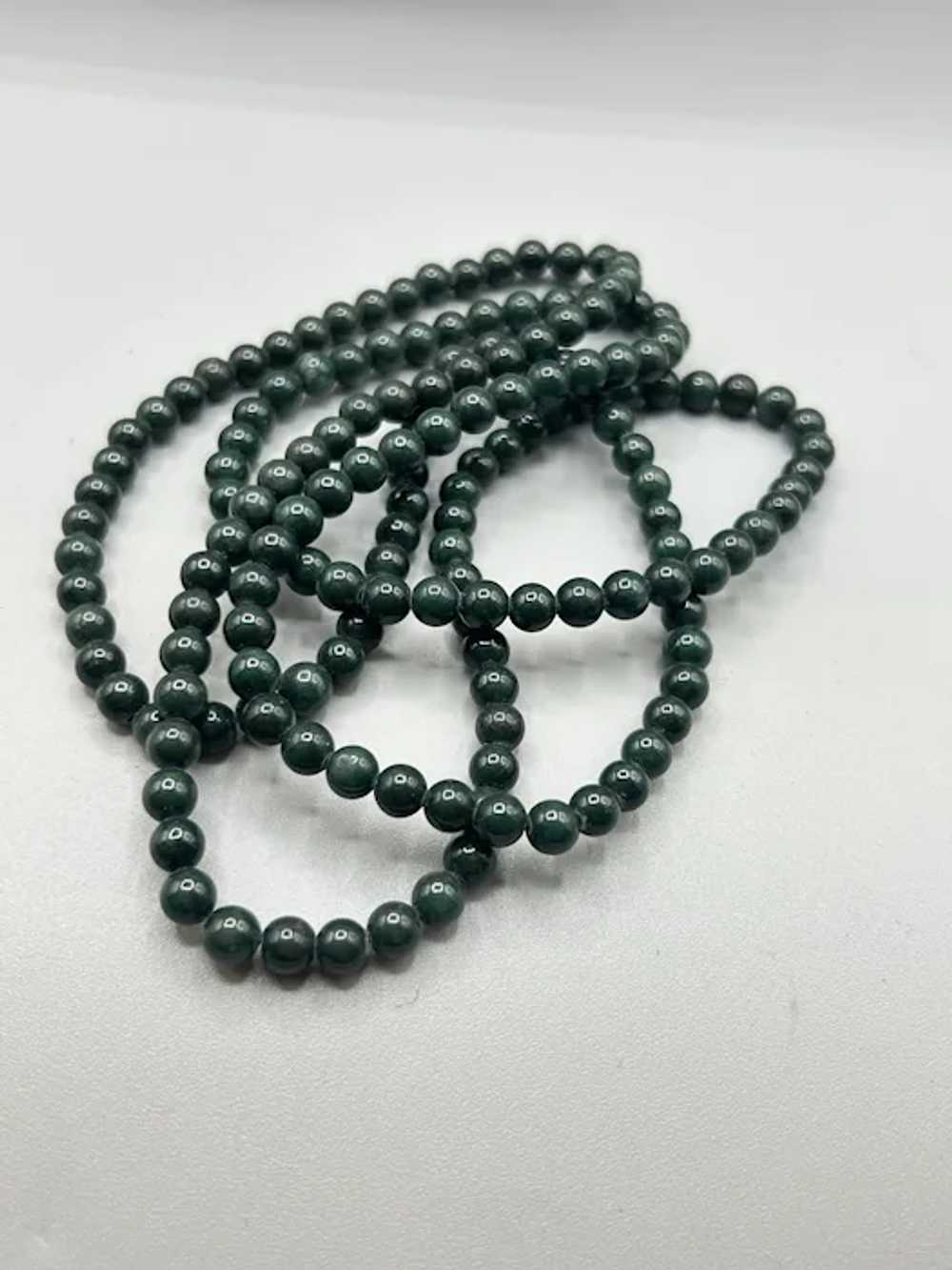 Vintage Beaded Long Strand Necklace Green Semi Pr… - image 4