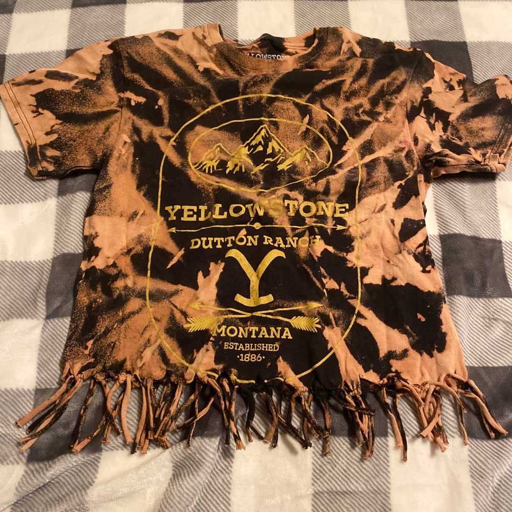 Yellowstone T-shirt - image 1