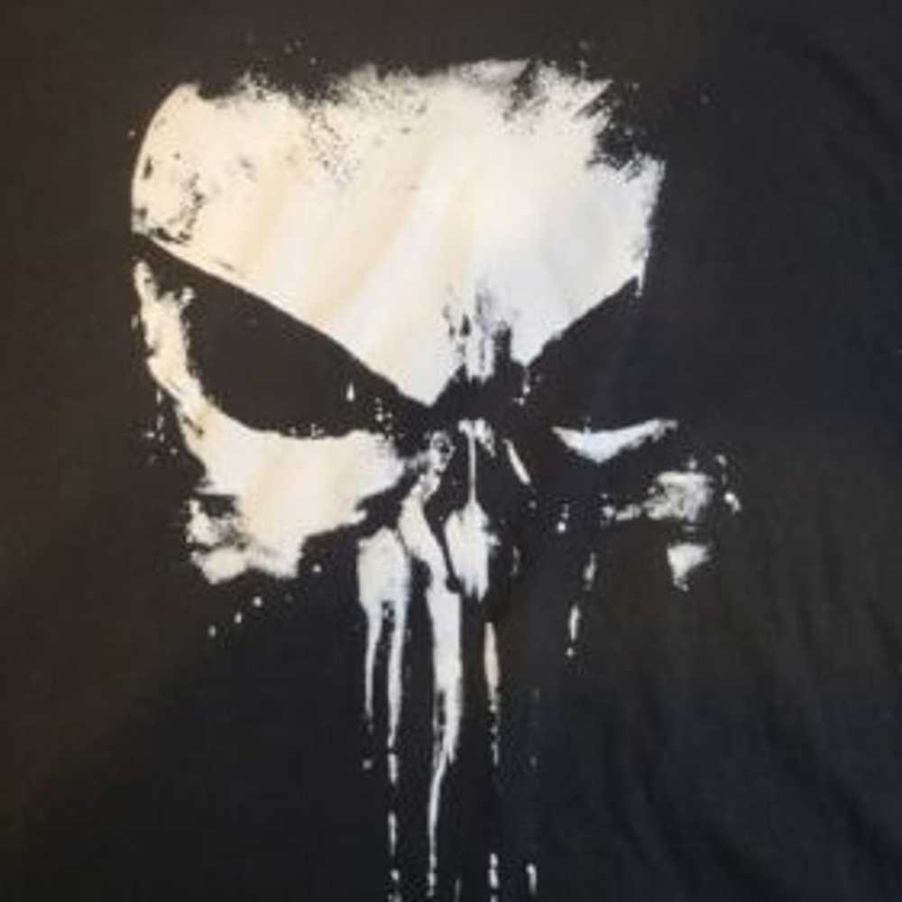 The Punisher Distressed Marvel Skull T-Shirt Blac… - image 1